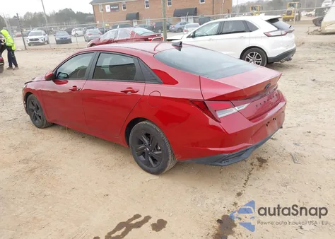 2021 Hyundai Elantra Sel z USA, uszkodzony, nr VIN KMHLS4AGXMU064275